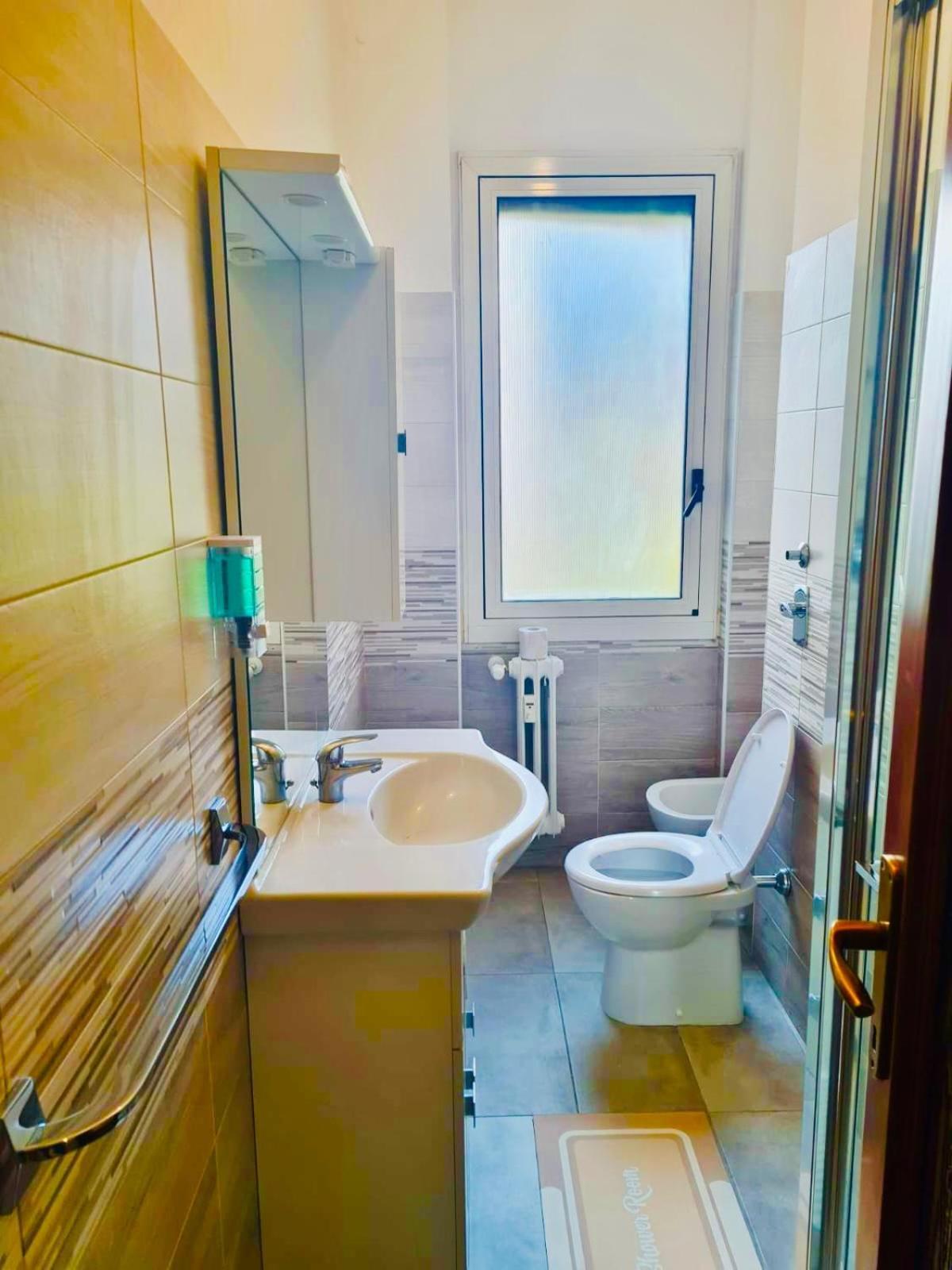 Milanohome2 Rum bild