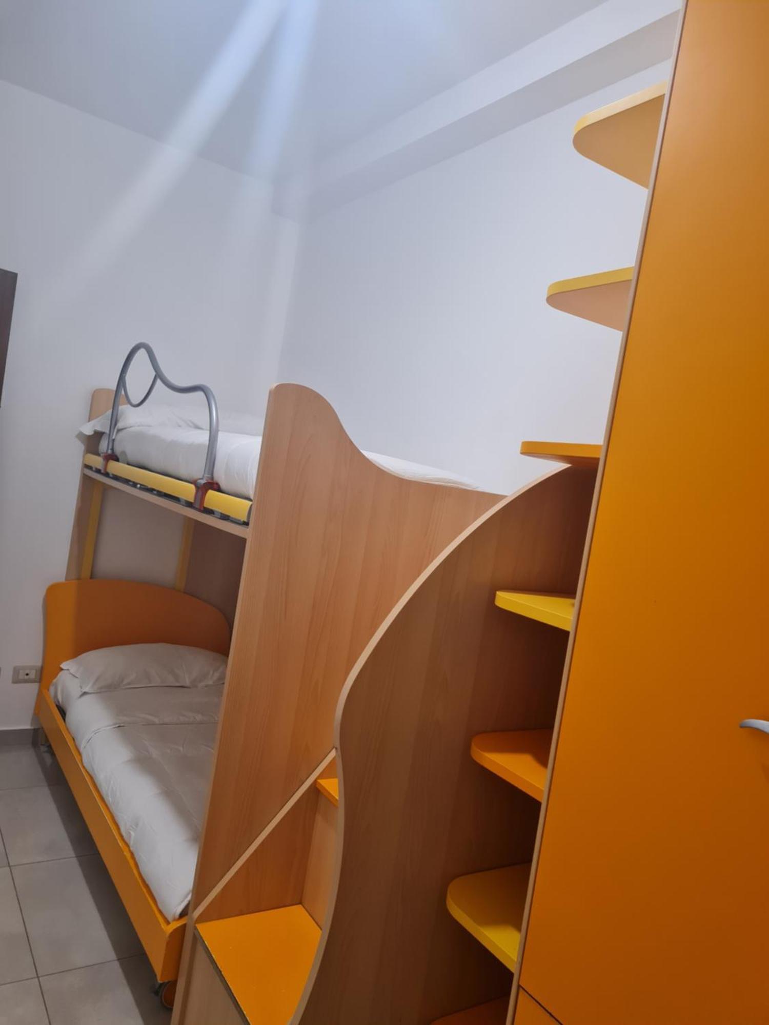 Milanohome2 Rum bild